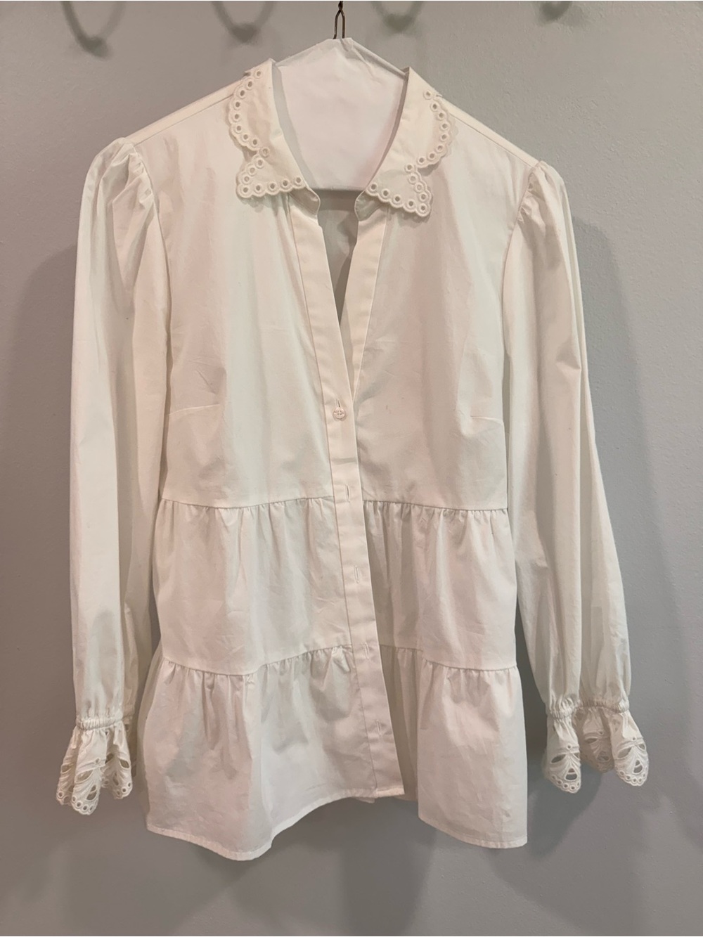 Lilly Pulitzer Women's White Eyelet Collar Peplum Button-Up Top
